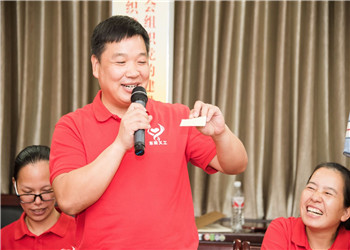 陳斌：公益是一種信仰，何樂不為？