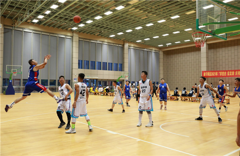 2021年6月，第七屆“安全杯”籃球聯(lián)賽在中天八建內部展開，精準的投籃、焦灼的對抗，披上戰(zhàn)服，用熱情戰(zhàn)勝酷暑，用實力征服中天同仁！