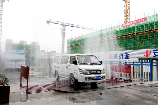 車輛嚴(yán)格管控，凈身出戶.jpg